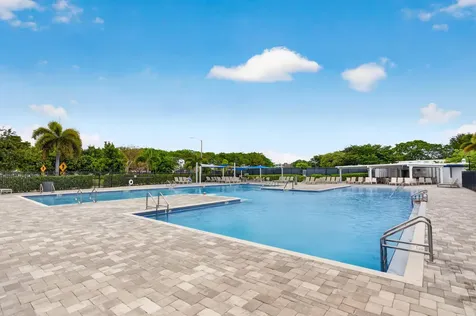 446 Richmond F Deerfield Beach FL 33442