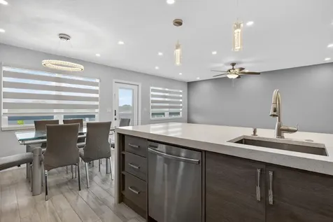 446 Richmond F Deerfield Beach FL 33442