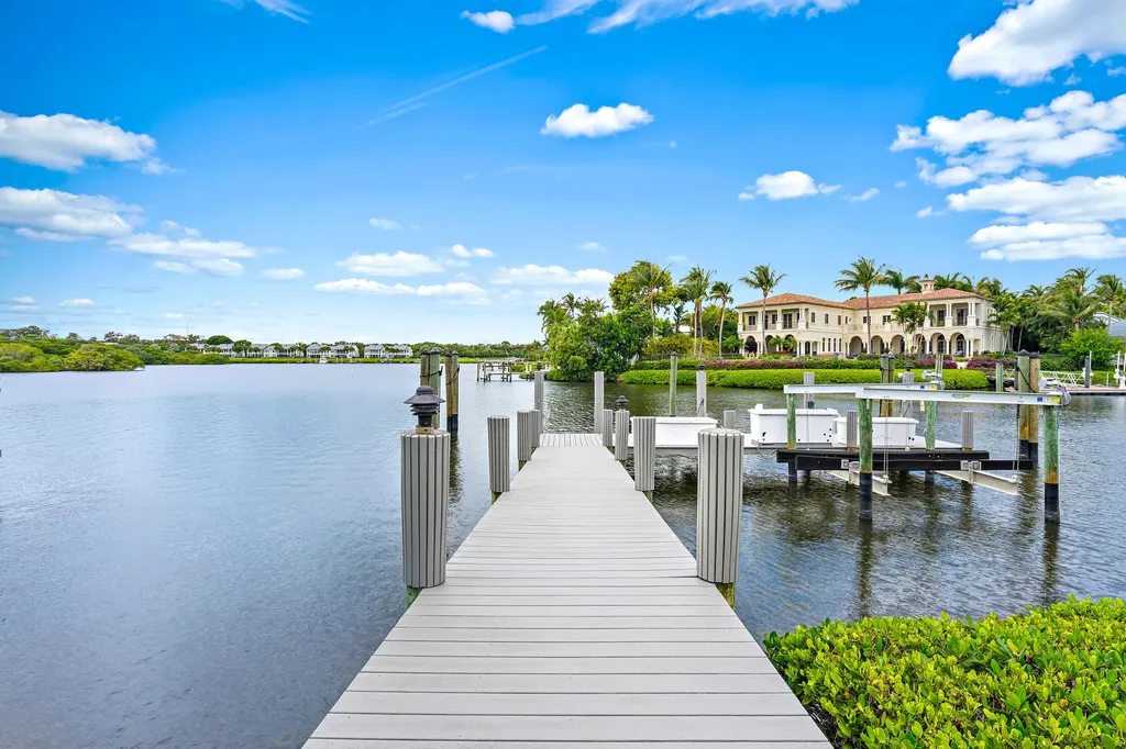 121 Commodore Drive Jupiter FL 33477