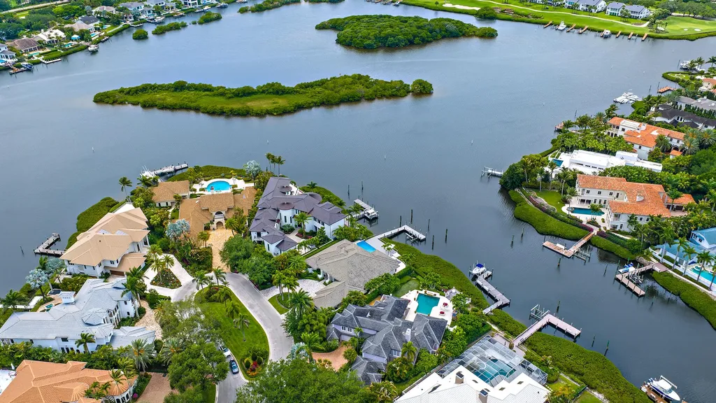 121 Commodore Drive Jupiter FL 33477