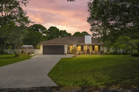 5518 Davis Street Fort Pierce FL 34982