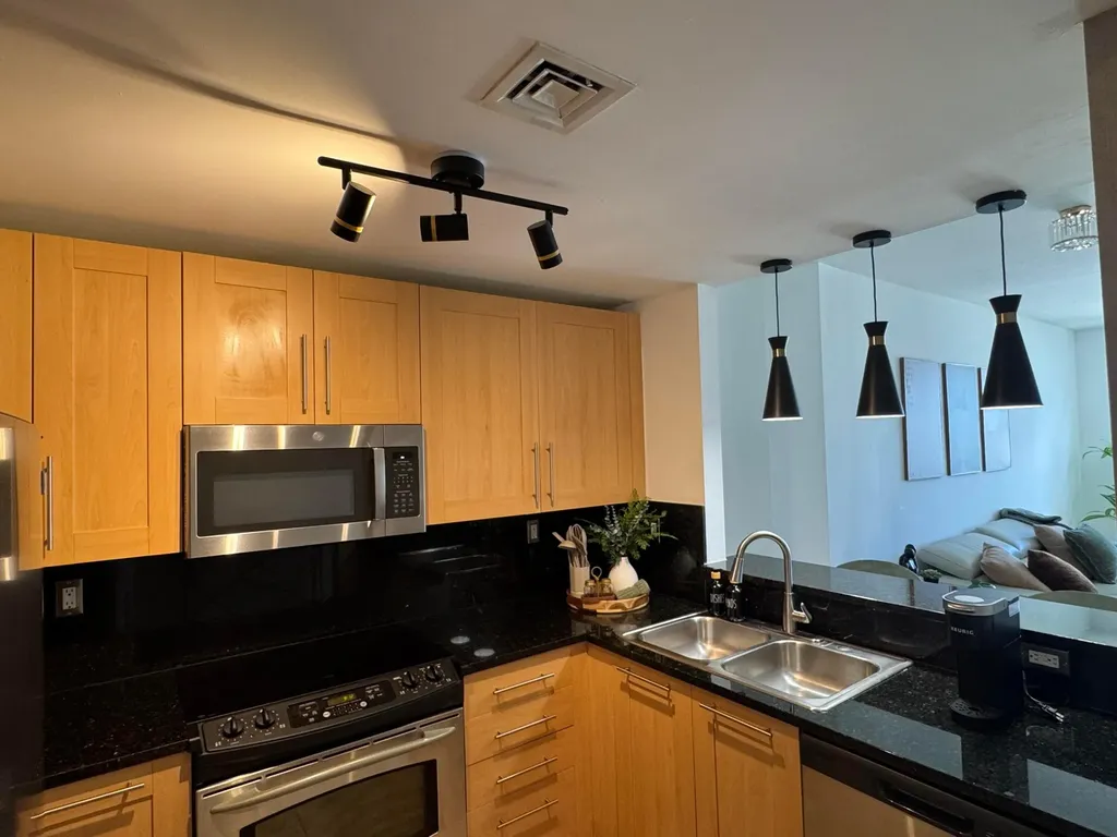 511 SE 5th Avenue Fort Lauderdale FL 33301