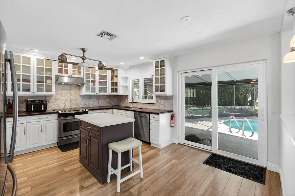 2320 SW 23rd Cranbrook Drive Boynton Beach FL 33436