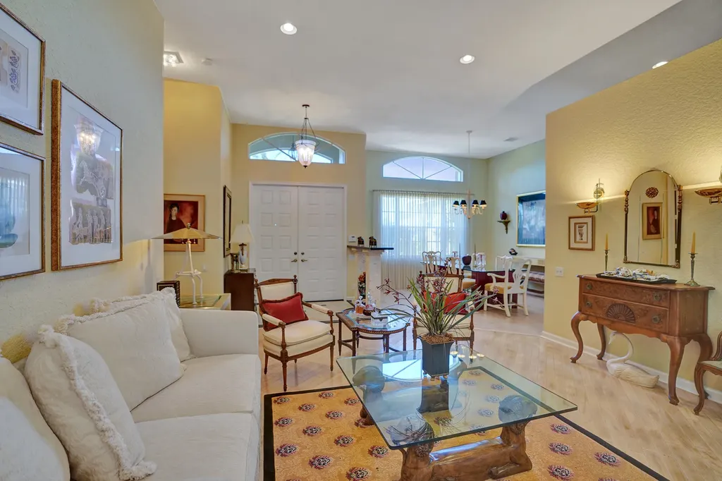 7338 Falls Road W Boynton Beach FL 33437