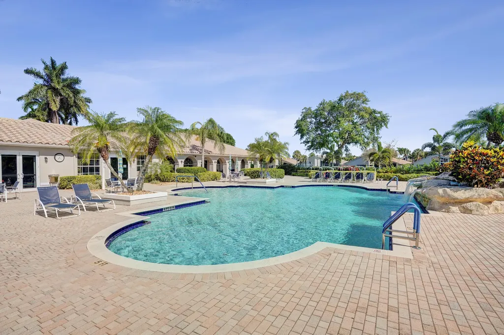 7338 Falls Road W Boynton Beach FL 33437