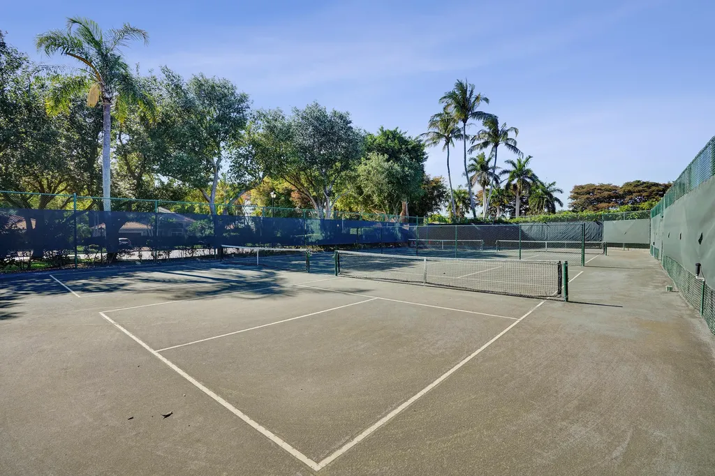 7338 Falls Road W Boynton Beach FL 33437