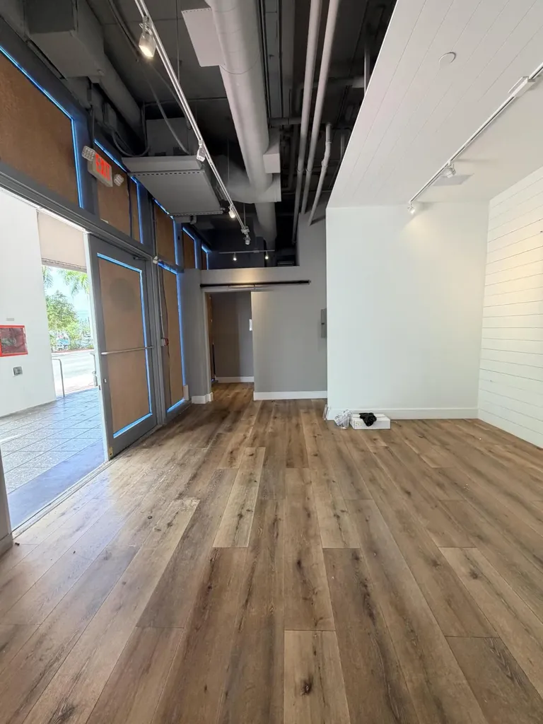 6801 Collins Avenue Miami Beach FL 33141
