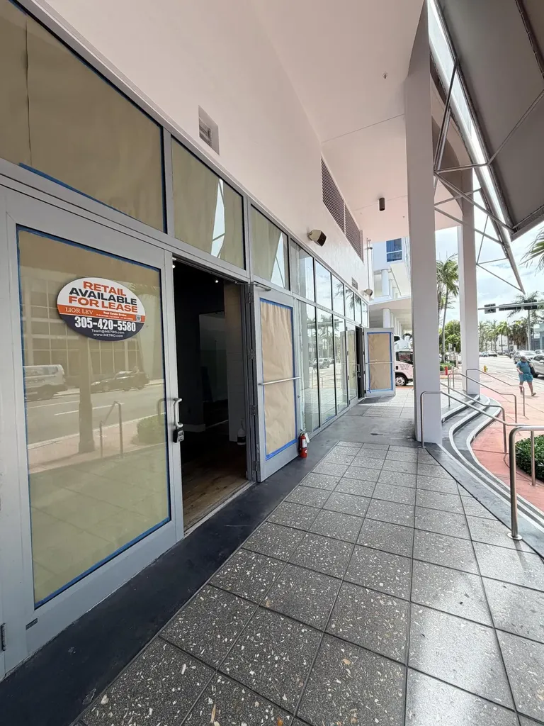 6801 Collins Avenue Miami Beach FL 33141