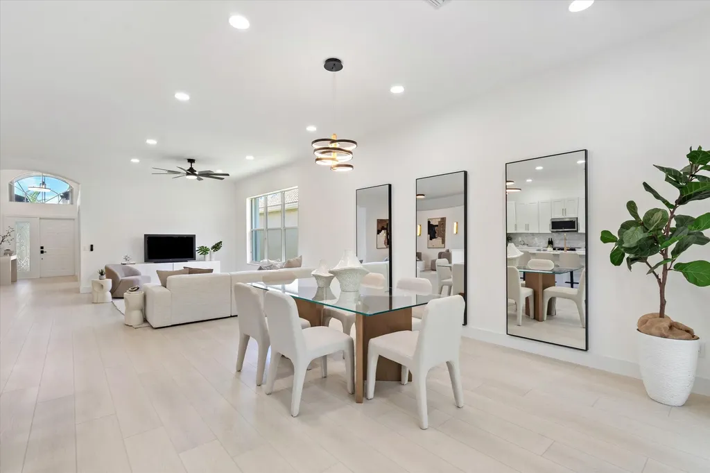 7102 Prado Lake Drive Delray Beach FL 33446