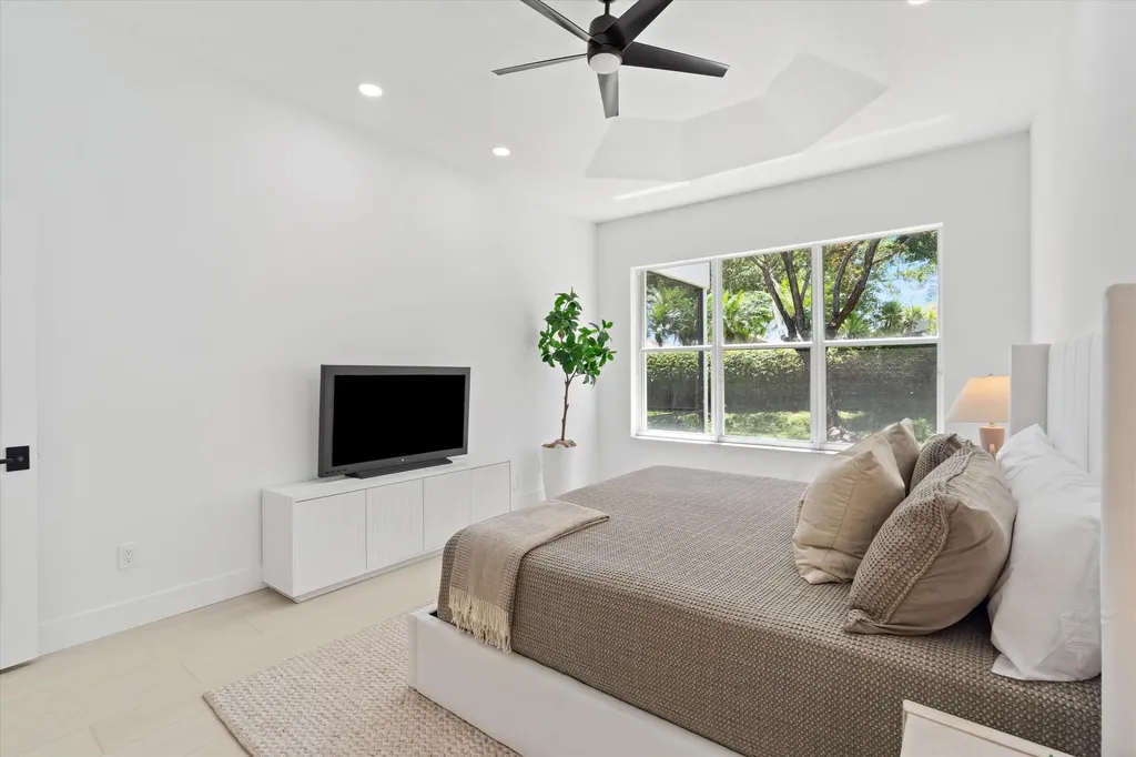 7102 Prado Lake Drive Delray Beach FL 33446