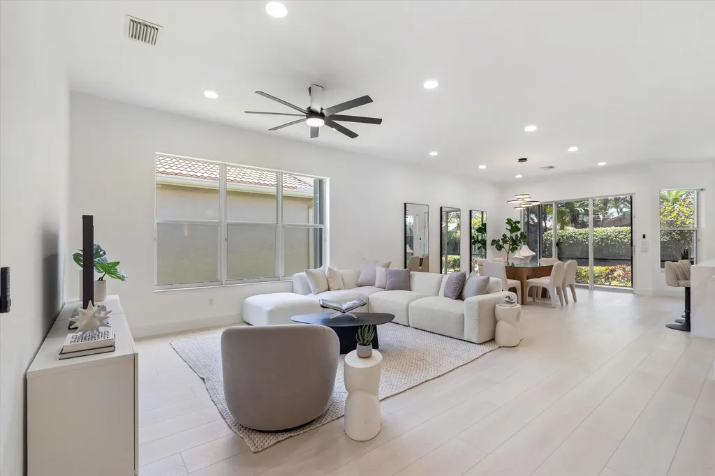 7102 Prado Lake Drive Delray Beach FL 33446