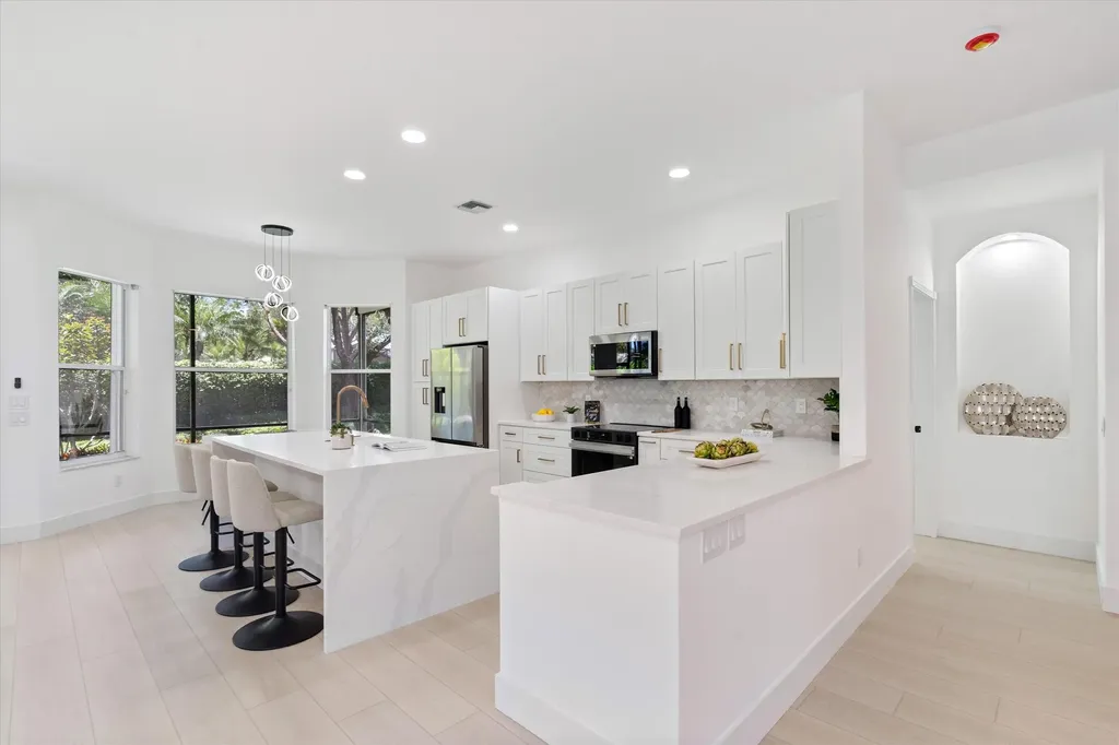 7102 Prado Lake Drive Delray Beach FL 33446