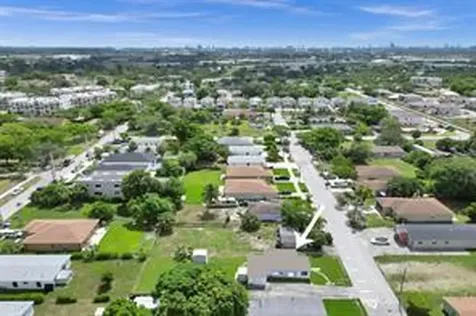 2055 NW 8th Street Pompano Beach FL 33069