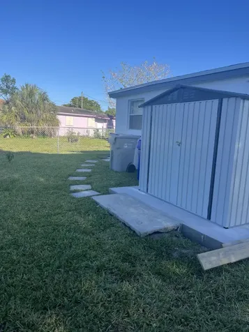2055 NW 8th Street Pompano Beach FL 33069