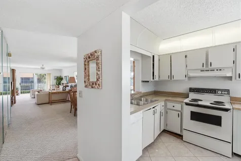 2925 SW 22nd Avenue Delray Beach FL 33445