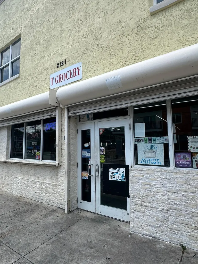 2121 N Tamarind Avenue West Palm Beach FL 33407