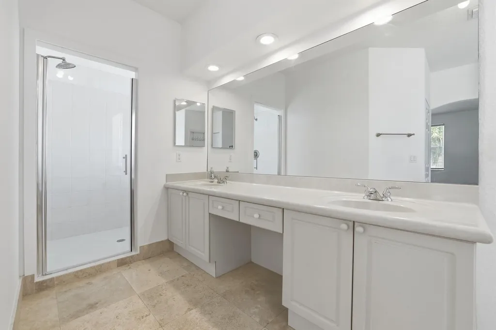 5314 Indianwood Village Lane Lake Worth FL 33463