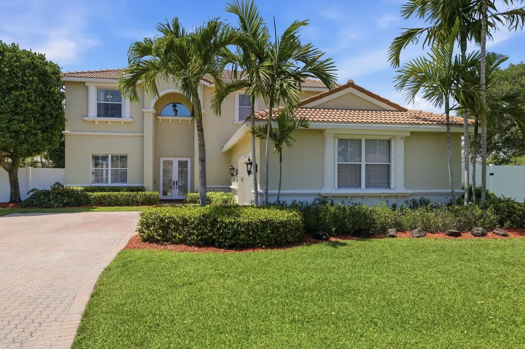 5314 Indianwood Village Lane Lake Worth FL 33463
