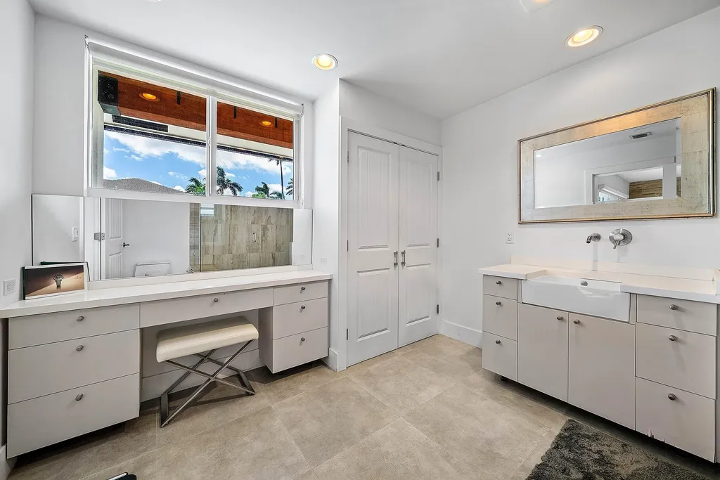 740 NE 36th Street Boca Raton FL 33431