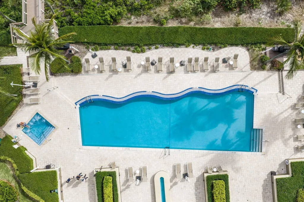 1063 Hillsboro Mile Hillsboro Beach FL 33062