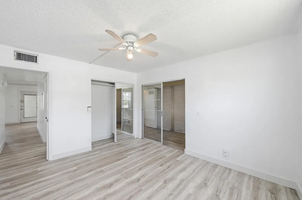 452 Normandy Delray Beach FL 33484