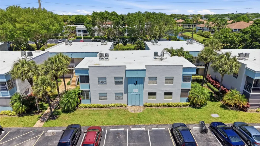 452 Normandy Delray Beach FL 33484