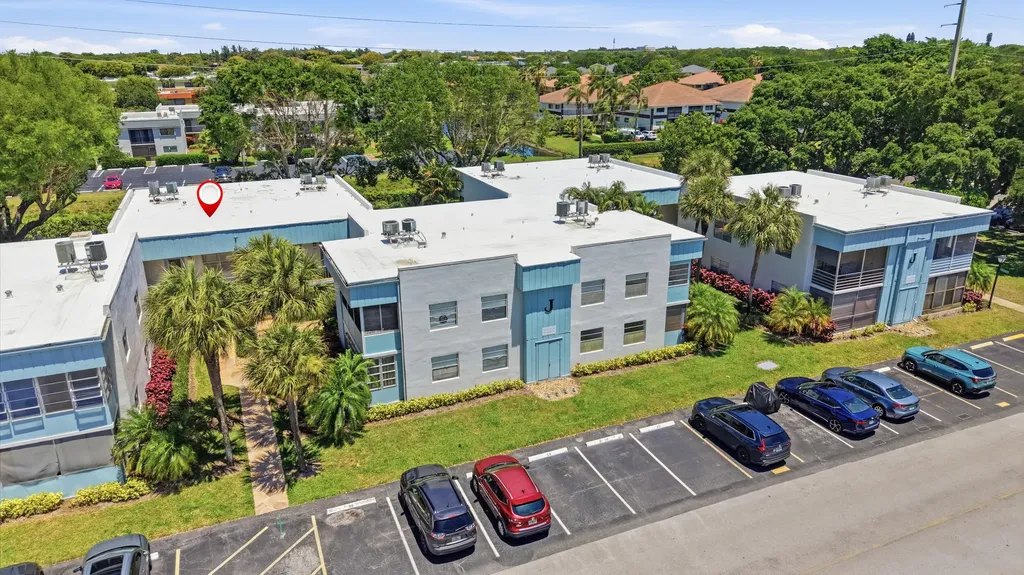 452 Normandy Delray Beach FL 33484