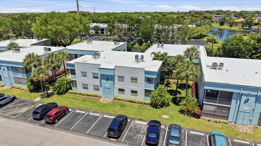 452 Normandy Delray Beach FL 33484