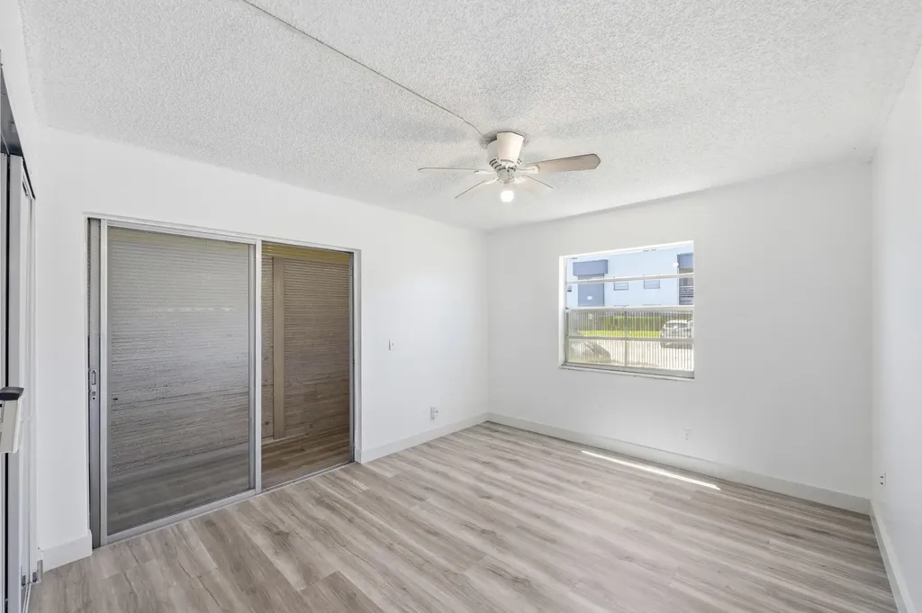 452 Normandy Delray Beach FL 33484
