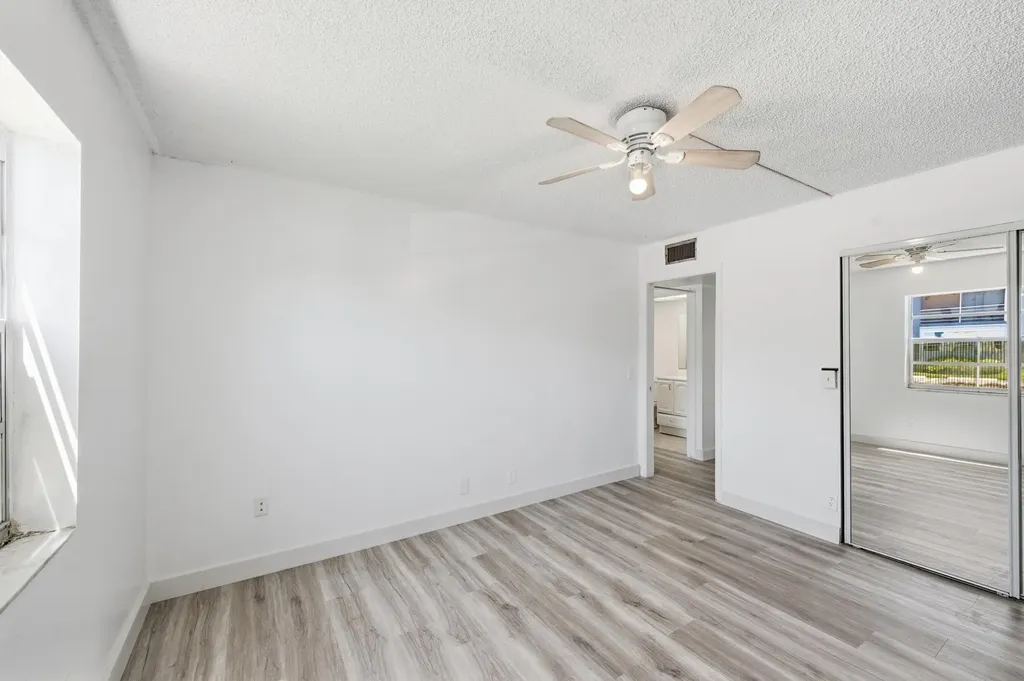 452 Normandy Delray Beach FL 33484