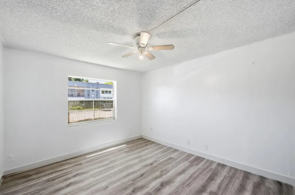 452 Normandy Delray Beach FL 33484