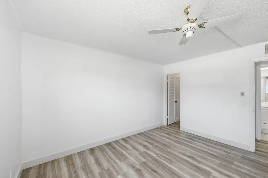 452 Normandy Delray Beach FL 33484
