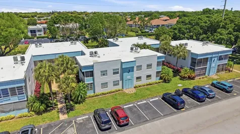 452 Normandy Delray Beach FL 33484
