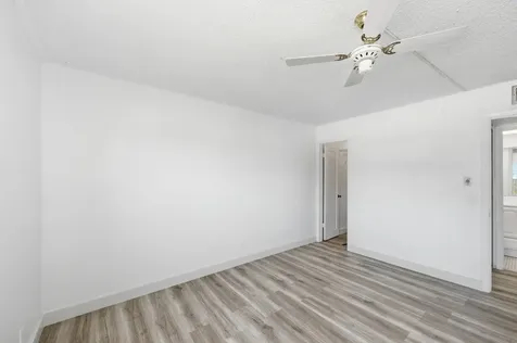 452 Normandy Delray Beach FL 33484