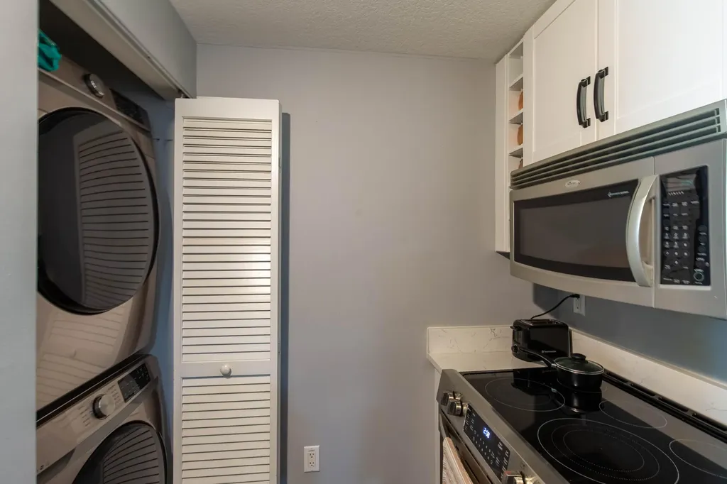 400 N Federal Highway Boynton Beach FL 33435