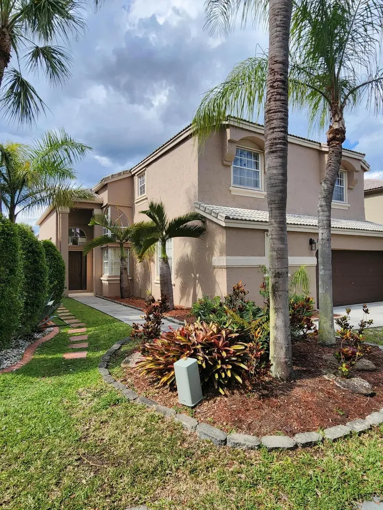 15729 NW Tenth Street NW Pembroke Pines FL 33028