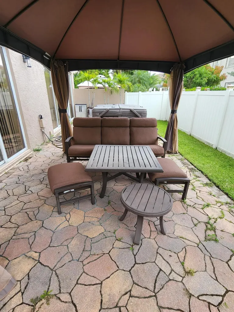 15729 NW Tenth Street NW Pembroke Pines FL 33028