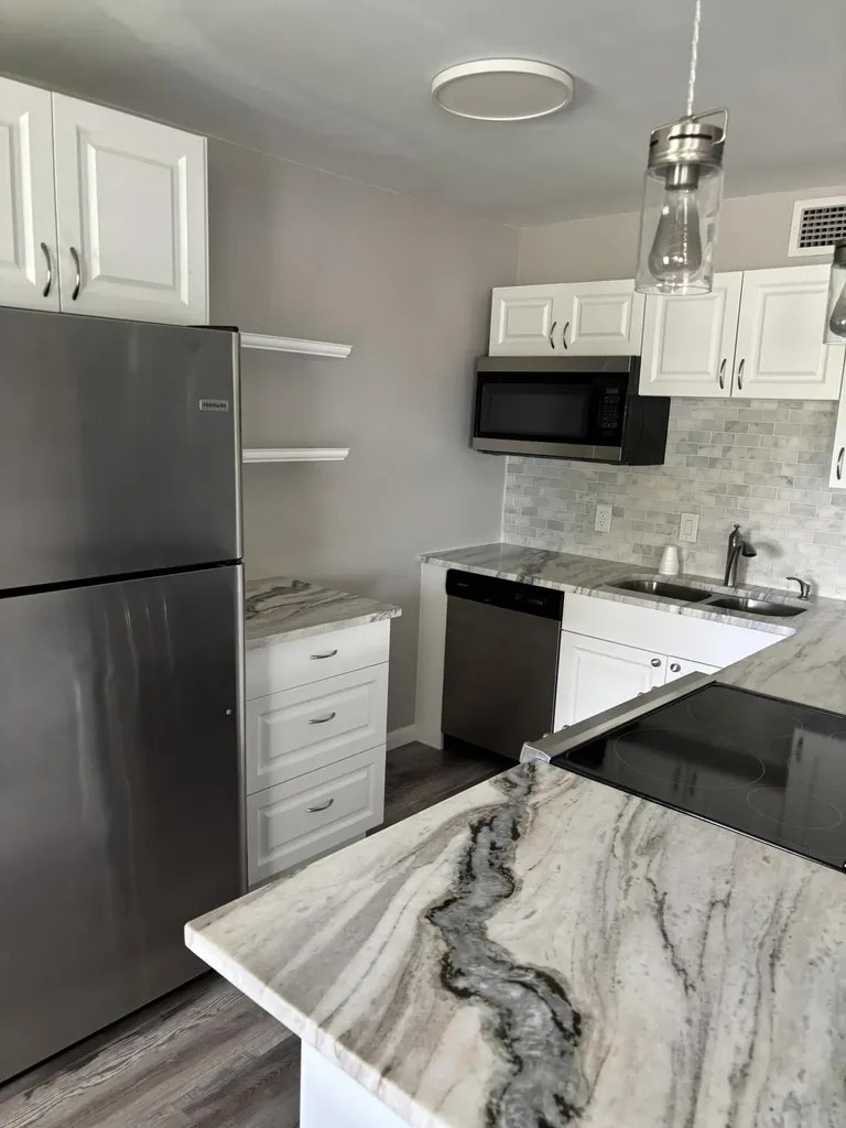 311 Chatham West Palm Beach FL 33417
