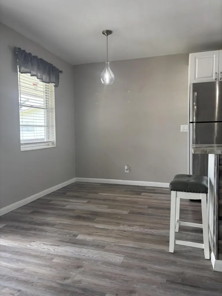 311 Chatham West Palm Beach FL 33417
