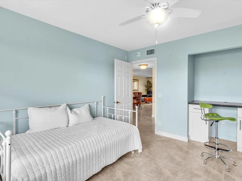10315 NW 24th Place Sunrise FL 33322