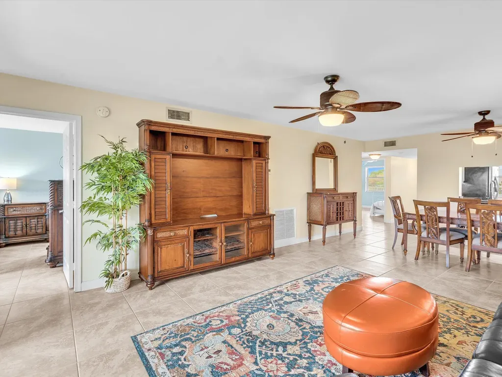 10315 NW 24th Place Sunrise FL 33322