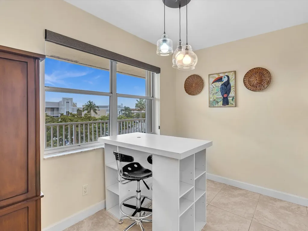 10315 NW 24th Place Sunrise FL 33322