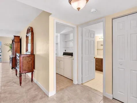 10315 NW 24th Place Sunrise FL 33322