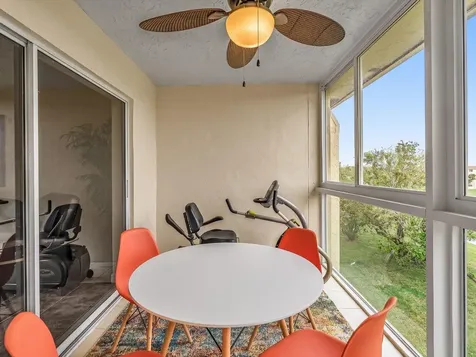 10315 NW 24th Place Sunrise FL 33322