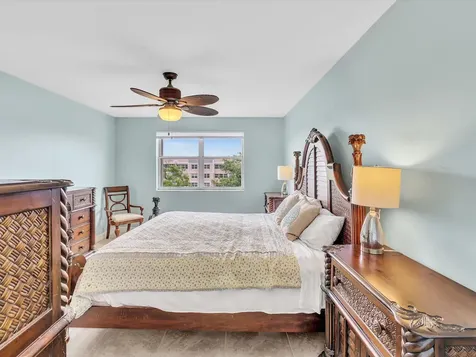 10315 NW 24th Place Sunrise FL 33322