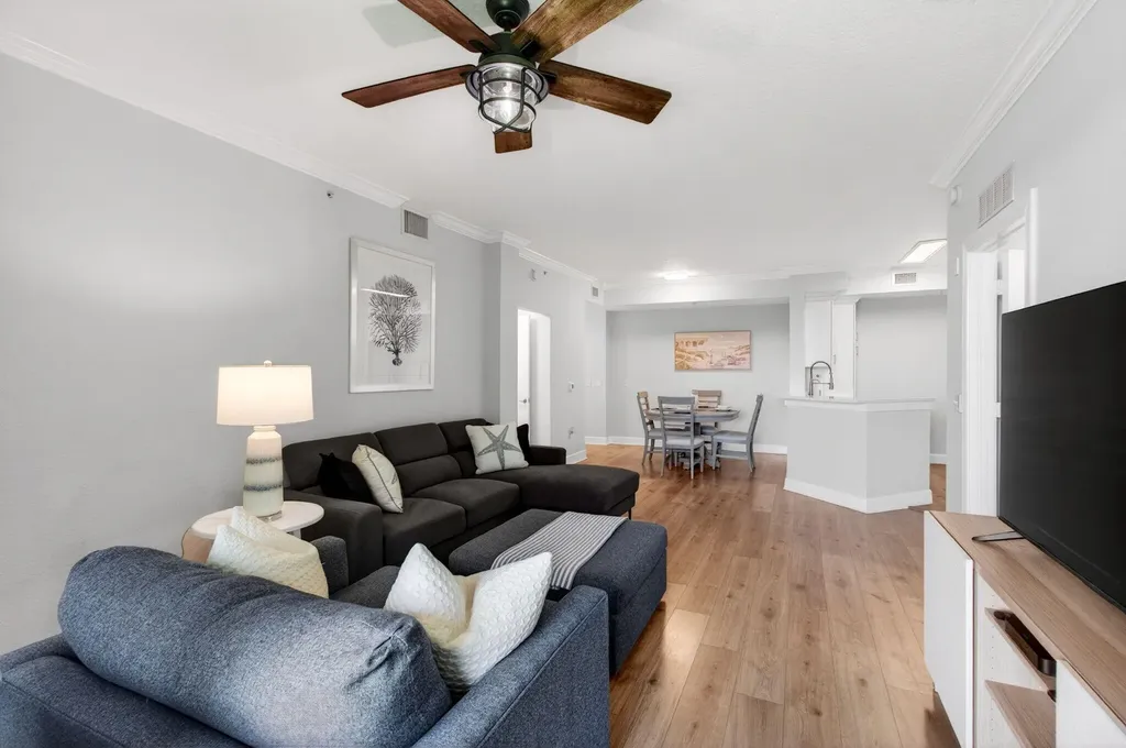 1660 Renaissance Commons Boulevard Boynton Beach FL 33426