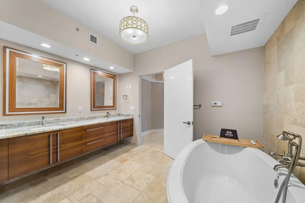 333 Las Olas Way Fort Lauderdale FL 33301