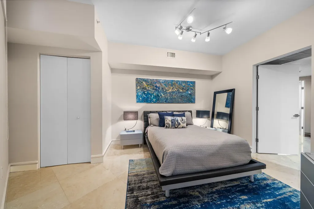 333 Las Olas Way Fort Lauderdale FL 33301