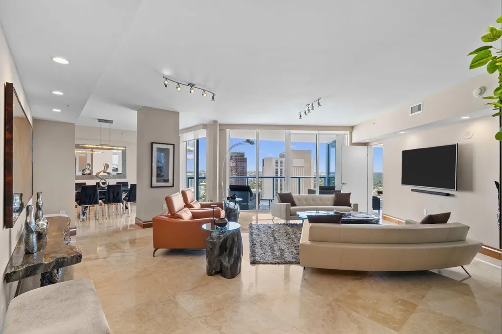 333 Las Olas Way Fort Lauderdale FL 33301