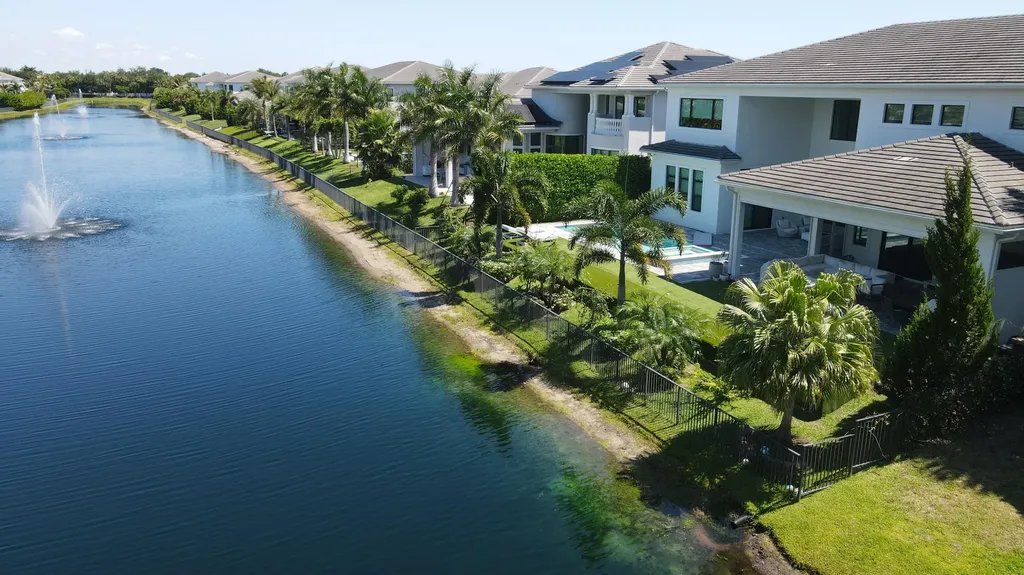 7080 NW 26th Way Boca Raton FL 33496